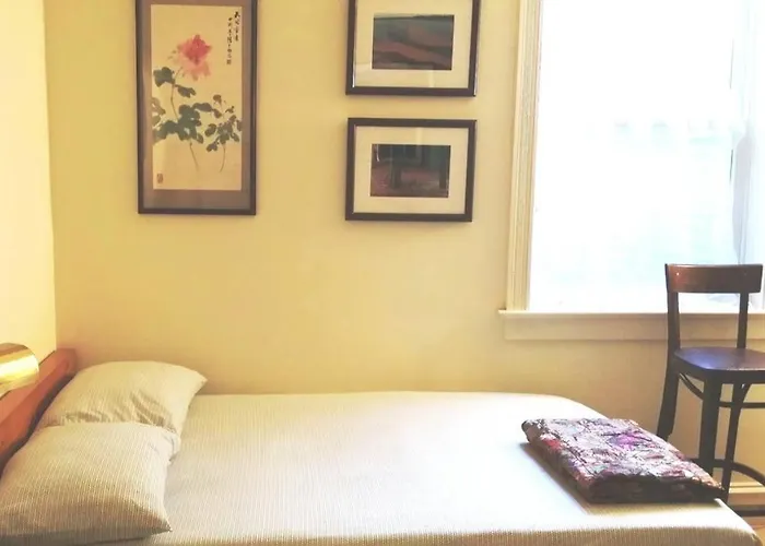 Comfy Whole Unit, Private Entrance, Free Parking, Minutes To Georgetown